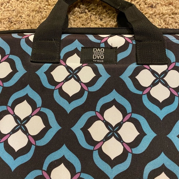 Dao Chloe Hard Computer Case - Picture 3 of 6